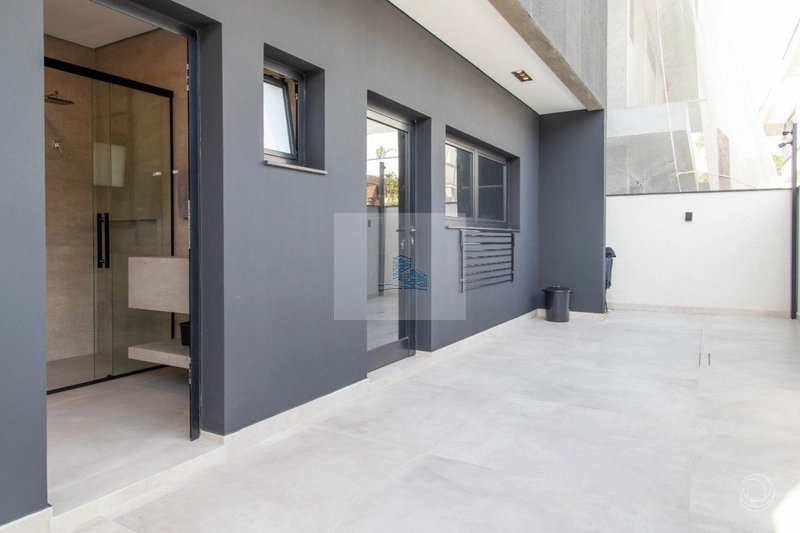 Casa Residencial de 5 dorms no bairro Jurerê Internacional: 7ª foto da galeria de imagens do imóvel