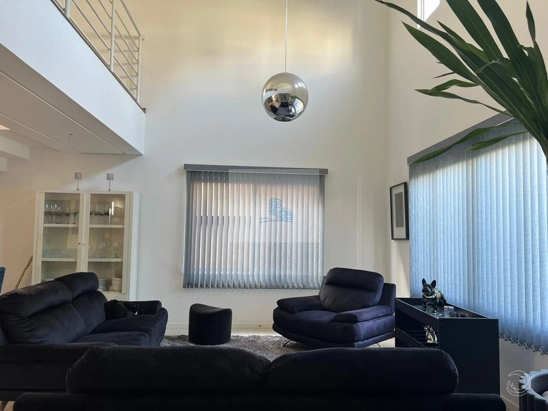 Casa Residencial de 271m² com 3 Suítes no Itacorubi: 8ª foto da galeria de imagens do imóvel