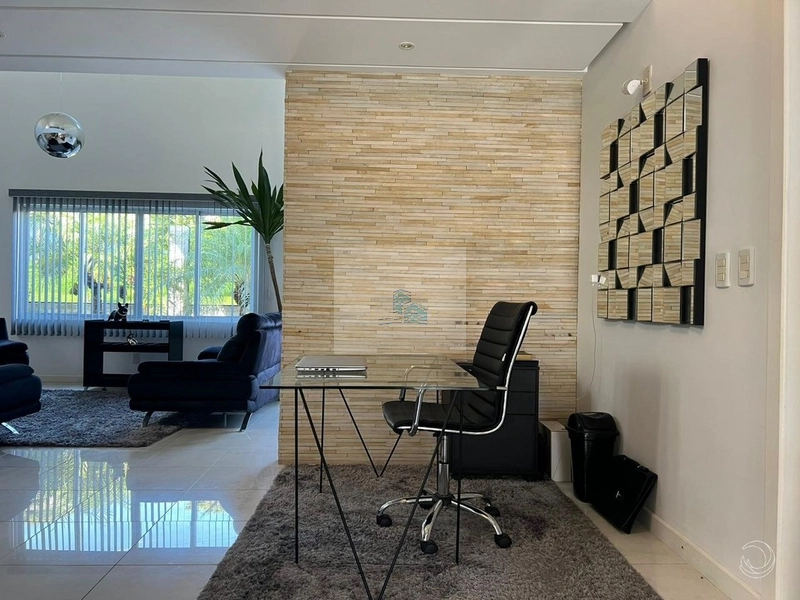Casa Residencial de 271m² com 3 Suítes no Itacorubi: 10ª foto da galeria de imagens do imóvel