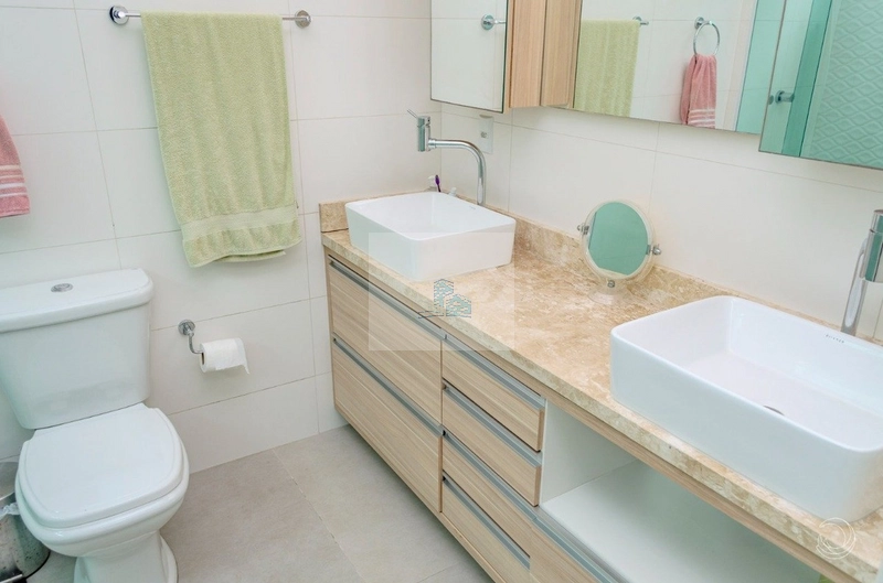 Casa Residencial de 254m² com 6 quartos na Trindade: 10ª foto da galeria de imagens do imóvel