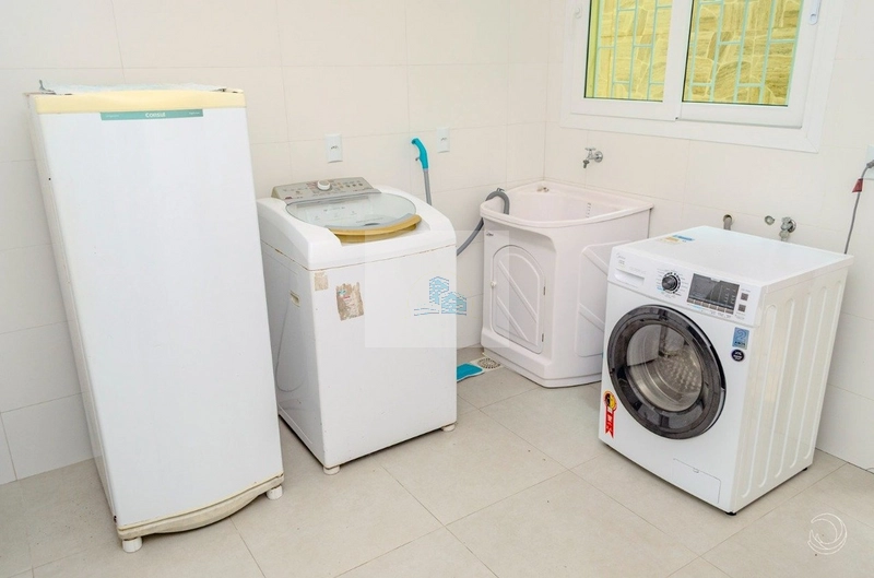 Casa Residencial de 254m² com 6 quartos na Trindade: 5ª foto da galeria de imagens do imóvel