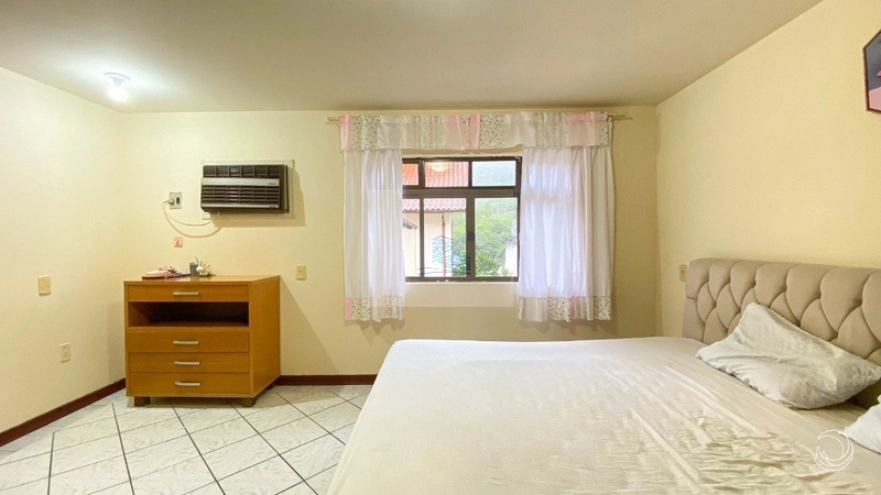 Casa Residencial de 4 quartos no Itacorubi: 17ª foto da galeria de imagens do imóvel
