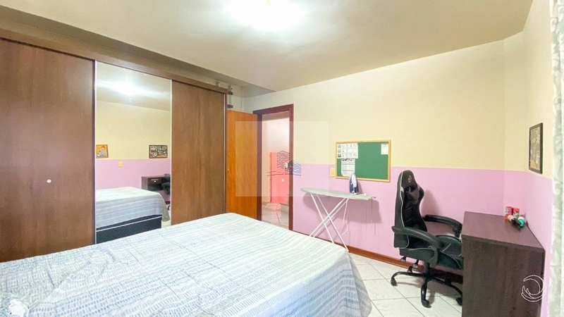 Casa Residencial de 4 quartos no Itacorubi: 19ª foto da galeria de imagens do imóvel