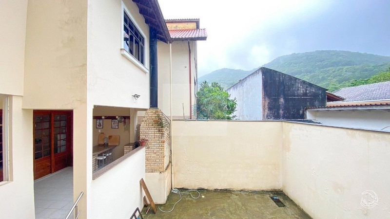 Casa Residencial de 4 quartos no Itacorubi: 31ª foto da galeria de imagens do imóvel