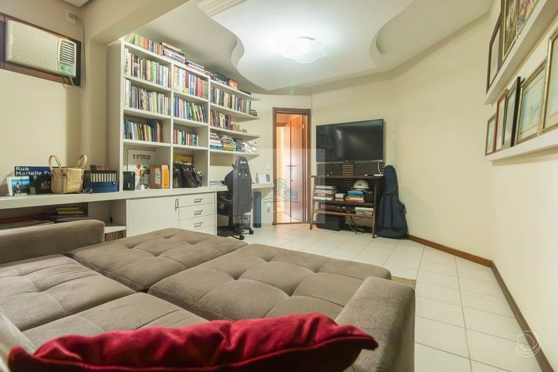 Casa Residencial de 204m² com 4 quartos no João Paulo: 13ª foto da galeria de imagens do imóvel