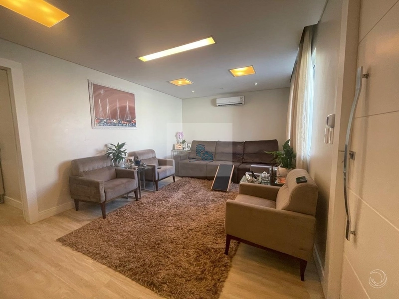 Casa Residencial com 3 quartos no Córrego Grande: 2ª foto da galeria de imagens do imóvel