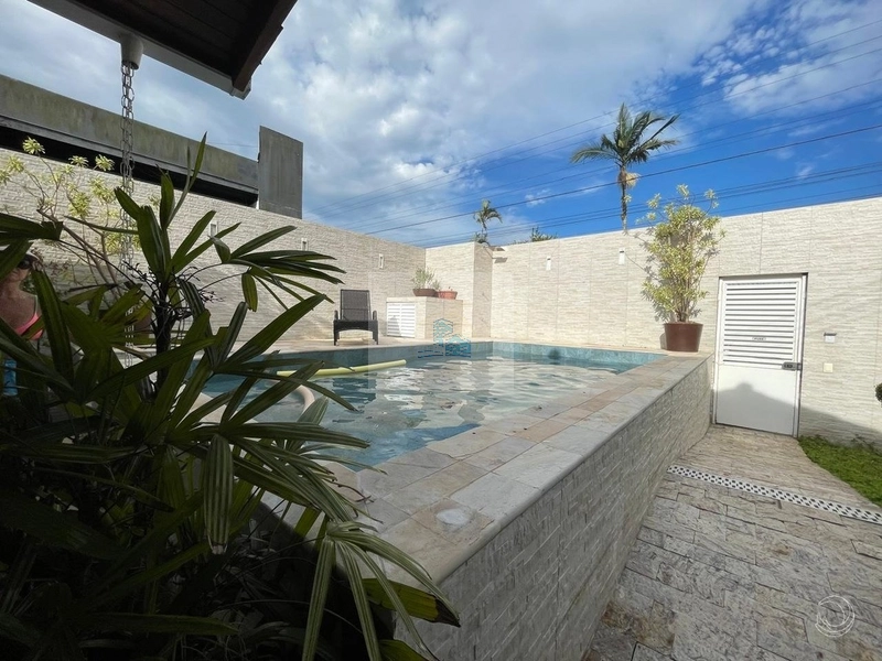 Casa Residencial com 3 quartos no Córrego Grande: 19ª foto da galeria de imagens do imóvel