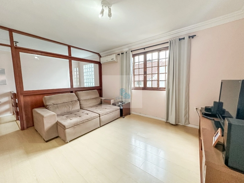 Casa residencial com 4 quartos em Santa Monica: 4ª foto da galeria de imagens do imóvel