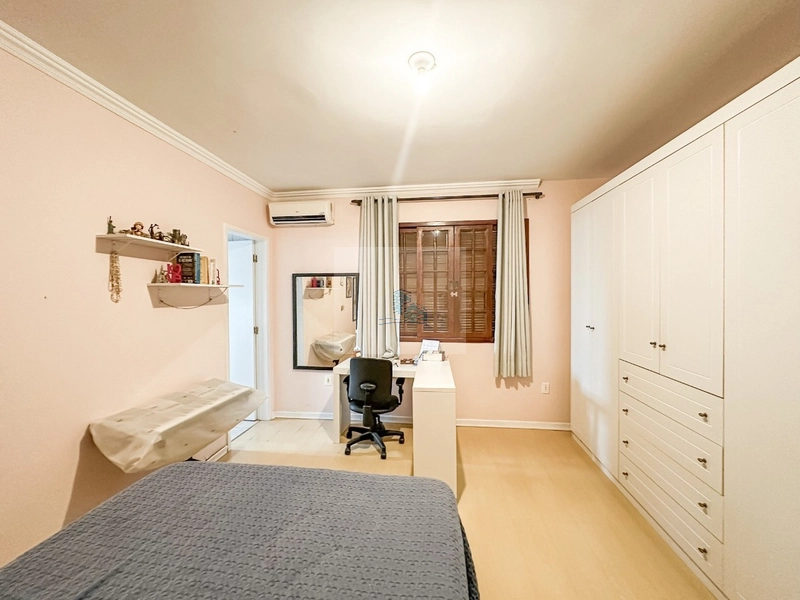 Casa residencial com 4 quartos em Santa Monica: 18ª foto da galeria de imagens do imóvel
