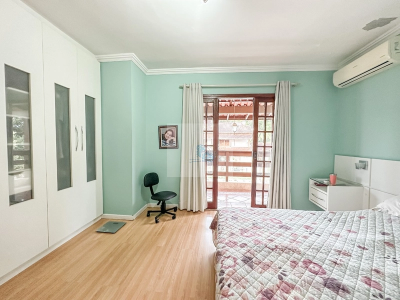 Casa residencial com 4 quartos em Santa Monica: 12ª foto da galeria de imagens do imóvel