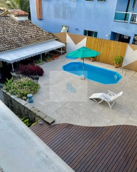 Casa com 3 quartos e 410,00m² em Sambaqui: 39ª foto da galeria de imagens do imóvel