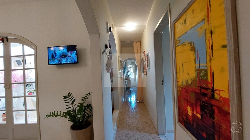Casa Residencial de 260m² com 4 quartos na Trindade: 4ª foto da galeria de imagens do imóvel
