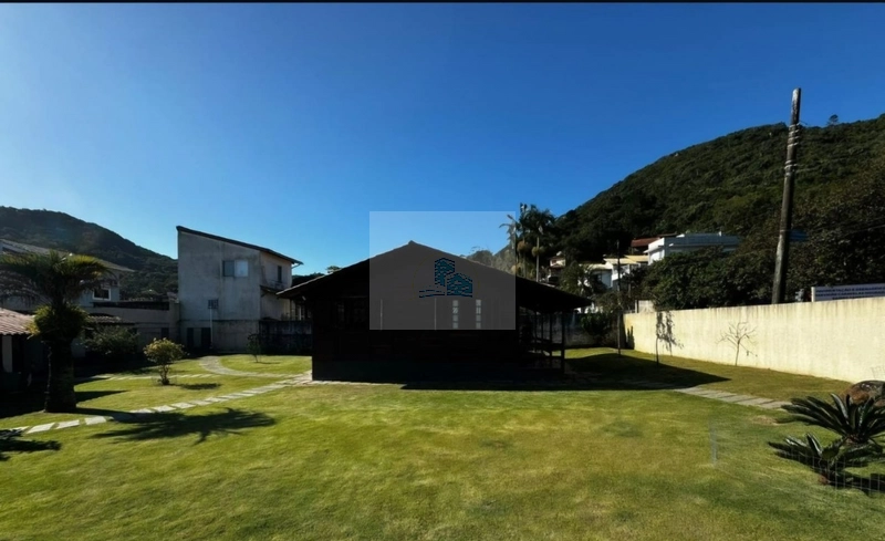 Terreno à venda no bairro Sambaqui área de 720m2: 6ª foto da galeria de imagens do imóvel
