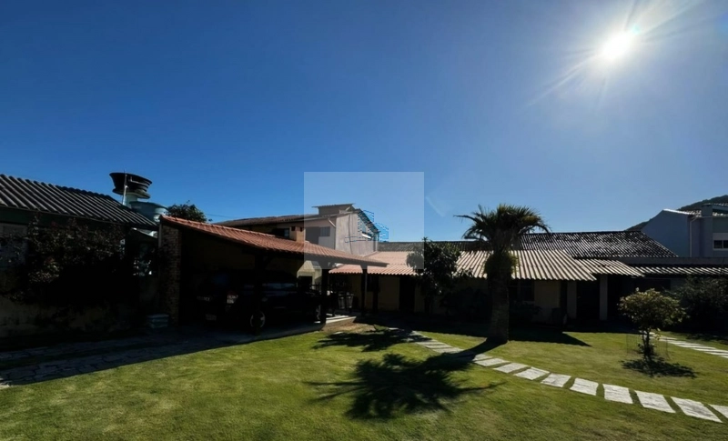 Terreno à venda no bairro Sambaqui área de 720m2: 5ª foto da galeria de imagens do imóvel
