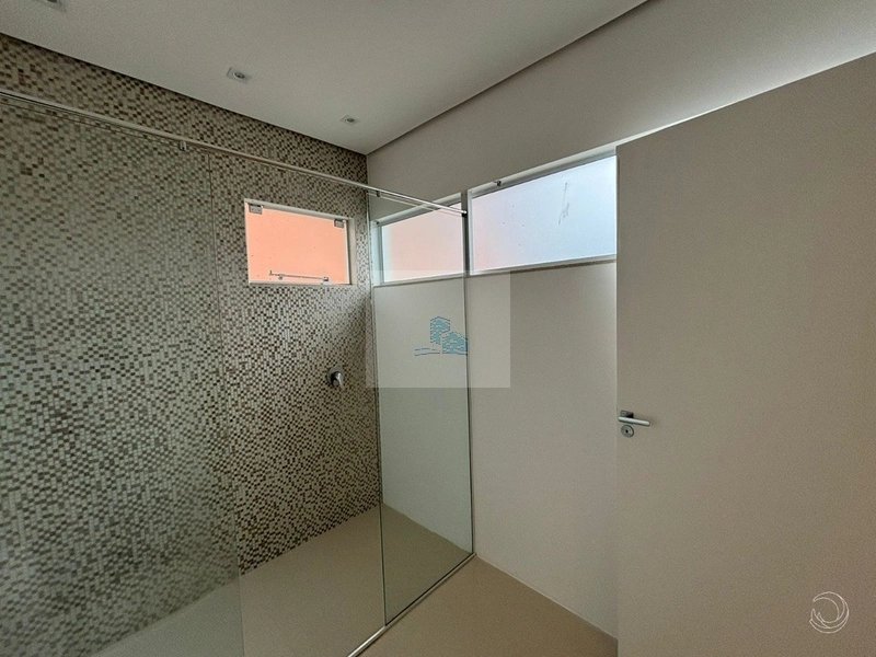 Casa Residencial de 245m² com 4 Quartos na Pedra Branca: 11ª foto da galeria de imagens do imóvel