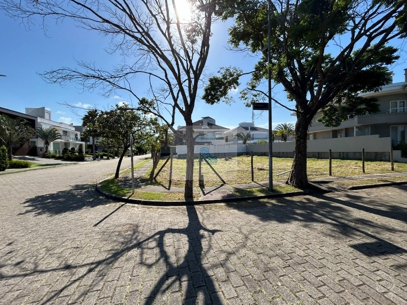 Terreno a venda em Jurere Internacional Amoreville: 2ª foto da galeria de imagens do imóvel