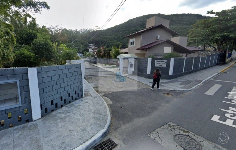 Terreno a venda condominio Gralha Azul no Sambaqui: 3ª foto da galeria de imagens do imóvel