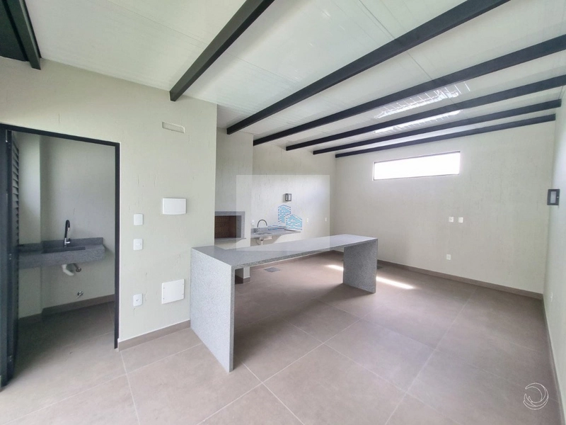 Casa com 360m² e 3 suítes no Córrego Grande: 17ª foto da galeria de imagens do imóvel