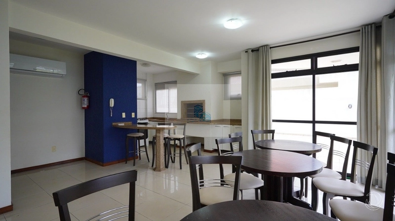 Cobertura de 337,05m² com 3 quartos sendo 1 suíte no Balneário do Estr: 26ª foto da galeria de imagens do imóvel