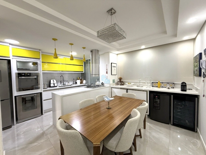 Apartamento de 281m² com 3 quartos sendo 1 suíte no Centro: 8ª foto da galeria de imagens do imóvel