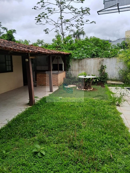 Terreno de 583m² na Santa Mônica: 10ª foto da galeria de imagens do imóvel
