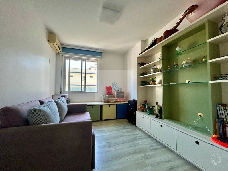 Apartamento de 226m² com 4 Quartos no Centro: 15ª foto da galeria de imagens do imóvel