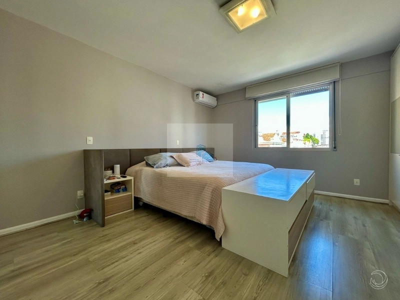 Apartamento de 226m² com 4 Quartos no Centro: 11ª foto da galeria de imagens do imóvel