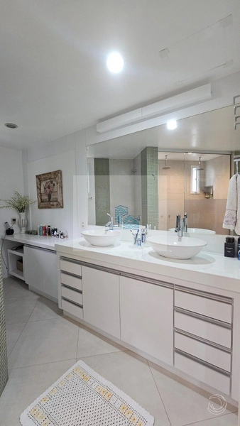 Casa Residencial de 750m² com 5 Suítes no João Paulo: 30ª foto da galeria de imagens do imóvel