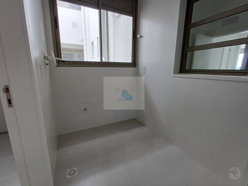 Apartamento com 3 quartos em Jurerê, Florianópolis.: 7ª foto da galeria de imagens do imóvel