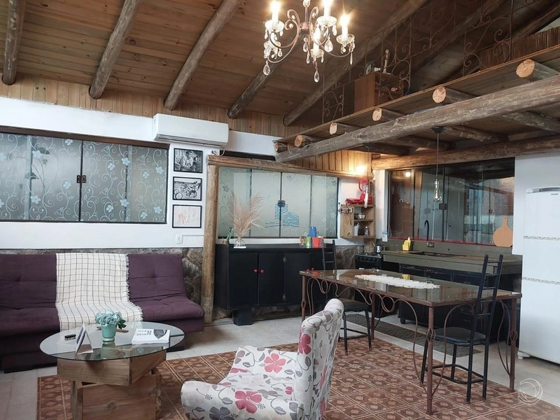 Casa residencial com 4 quartos no Sambaqui, Florianópolis.: 1ª foto da galeria de imagens do imóvel