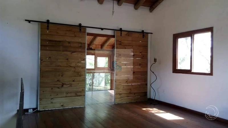 Casa residencial com 4 quartos no Sambaqui, Florianópolis.: 9ª foto da galeria de imagens do imóvel