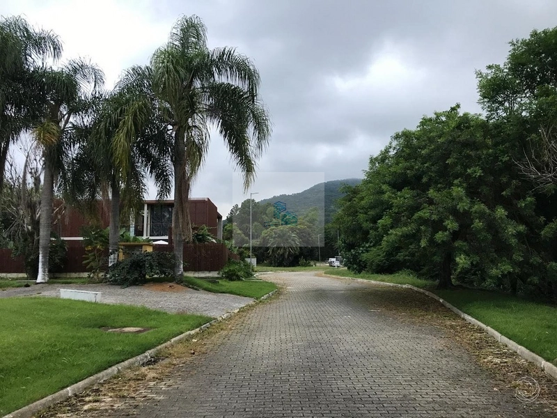 Terreno com 451,67m² em condomínio fechado no bairro Ratones: 4ª foto da galeria de imagens do imóvel