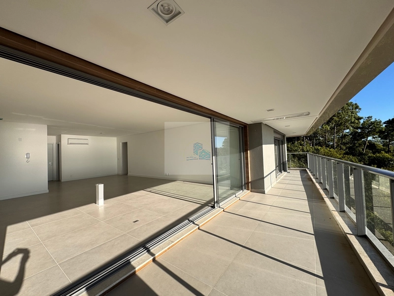 Apartamento de 165m² e 3 suítes no Cacupé: 6ª foto da galeria de imagens do imóvel