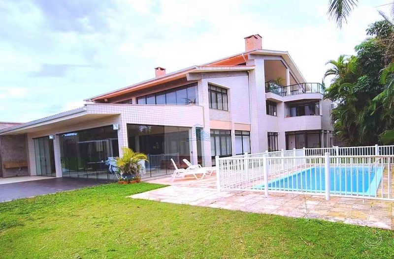 Casa a venda no Morro das Pedras excelente para locação: 1ª foto da galeria de imagens do imóvel