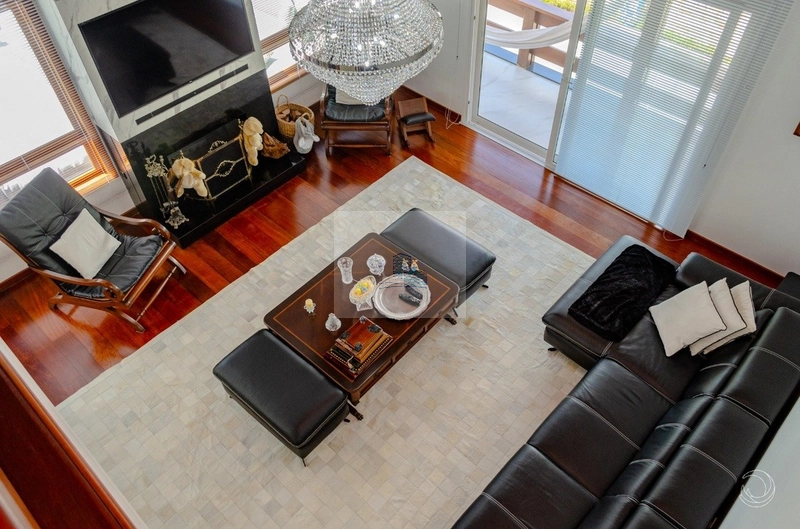 Casa de 507,06m² com 4 quartos sendo3 suítes no Itacorubi: 5ª foto da galeria de imagens do imóvel