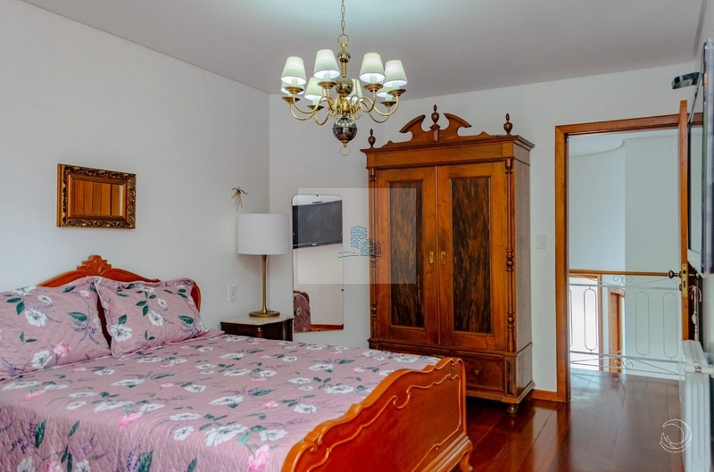 Casa de 507,06m² com 4 quartos sendo3 suítes no Itacorubi: 18ª foto da galeria de imagens do imóvel