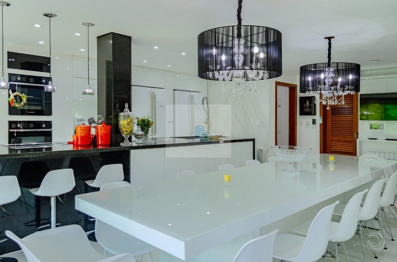Casa de 507,06m² com 4 quartos sendo3 suítes no Itacorubi: 6ª foto da galeria de imagens do imóvel