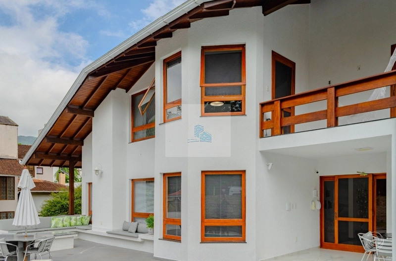 Casa de 507,06m² com 4 quartos sendo3 suítes no Itacorubi: 38ª foto da galeria de imagens do imóvel