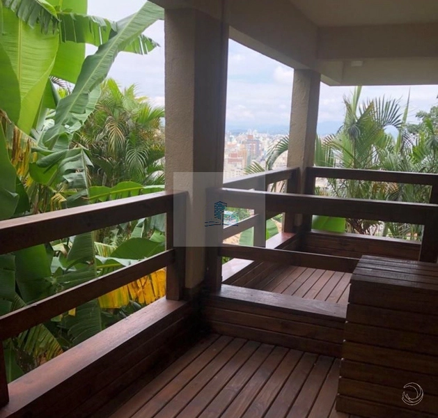 Casa de 370m² com 4 quartos sendo 2 suítes no Centro: 27ª foto da galeria de imagens do imóvel