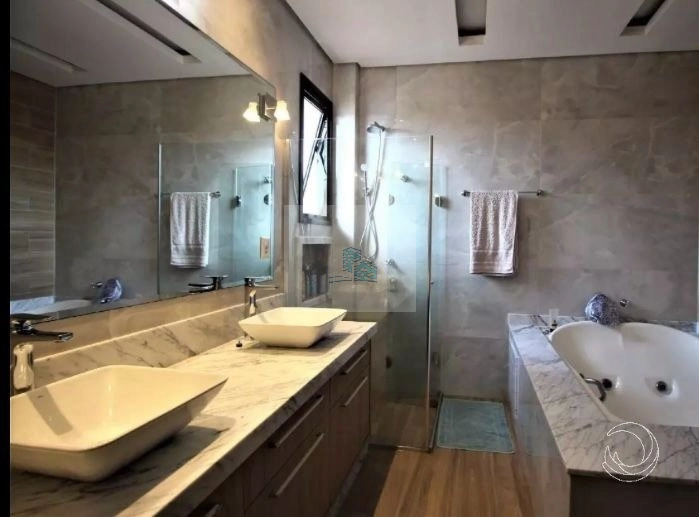 Casa de 370m² com 4 quartos sendo 2 suítes no Centro: 21ª foto da galeria de imagens do imóvel