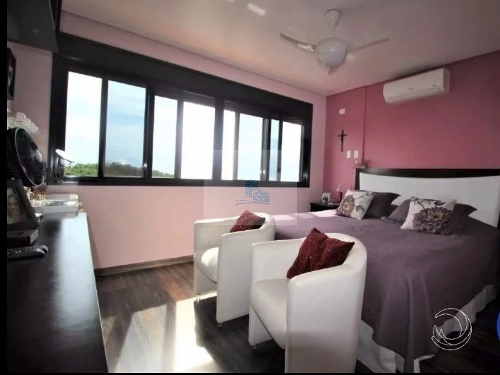 Casa de 370m² com 4 quartos sendo 2 suítes no Centro: 17ª foto da galeria de imagens do imóvel