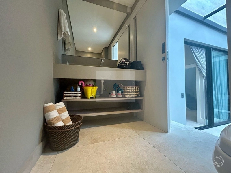 Casa de 761,04m² com 6 suítes no bairro Cacupé: 10ª foto da galeria de imagens do imóvel