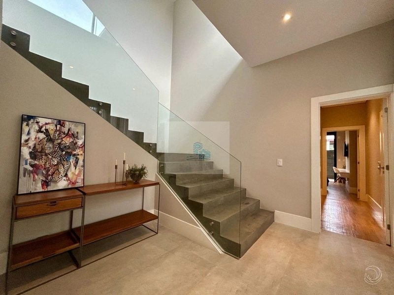 Casa de 761,04m² com 6 suítes no bairro Cacupé: 3ª foto da galeria de imagens do imóvel