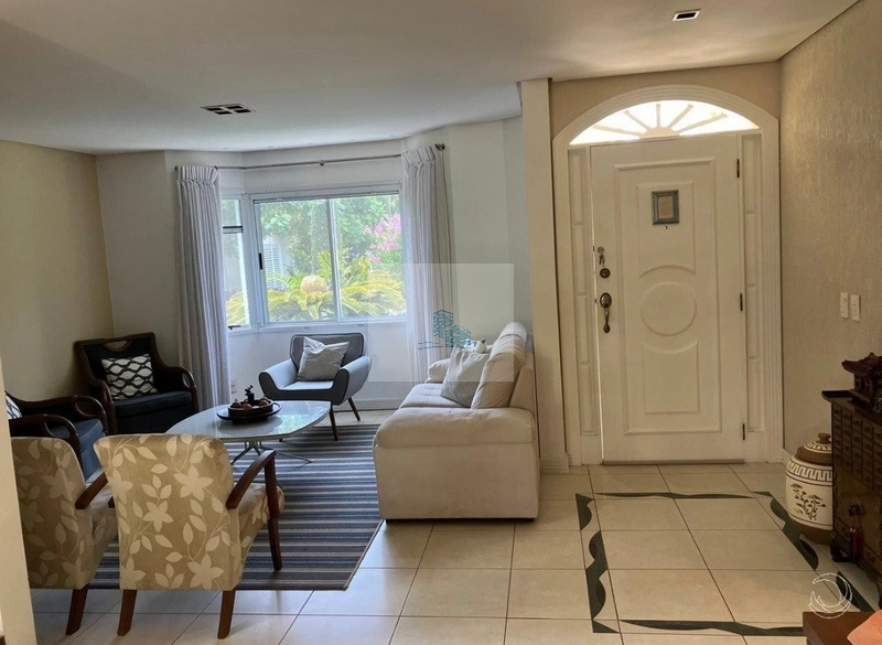 Casa residencial de alto padrão com 5 quartos em Jurerê Internacional,: 4ª foto da galeria de imagens do imóvel