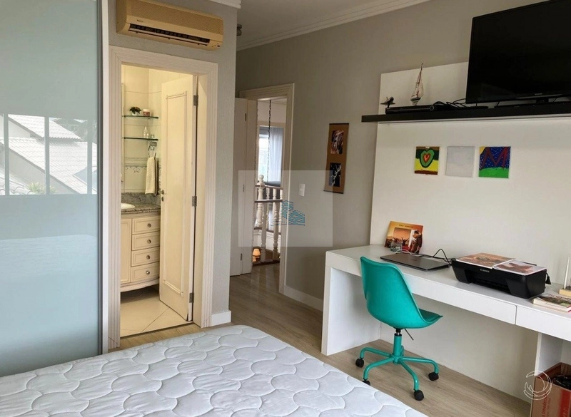 Casa residencial de alto padrão com 5 quartos em Jurerê Internacional,: 29ª foto da galeria de imagens do imóvel