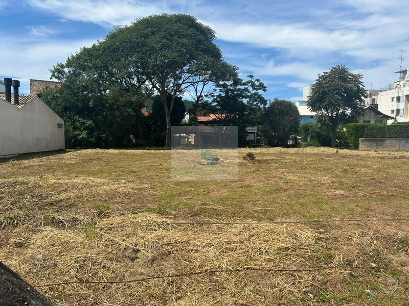 Terreno a venda em Jurere internacional: 1ª foto da galeria de imagens do imóvel