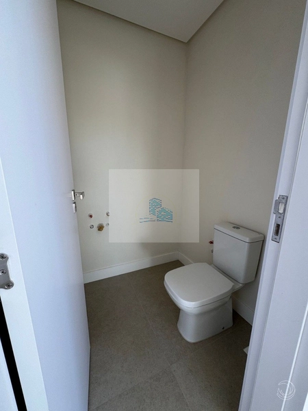 Casa de 341,60m² com 4 suítes em Ratones: 11ª foto da galeria de imagens do imóvel