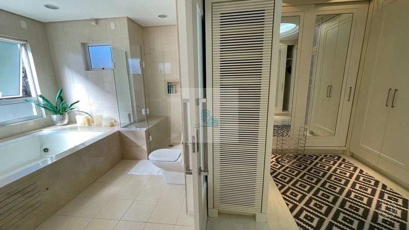 Casa Residencial de 991m² com 6 Quartos no Cacupé: 23ª foto da galeria de imagens do imóvel