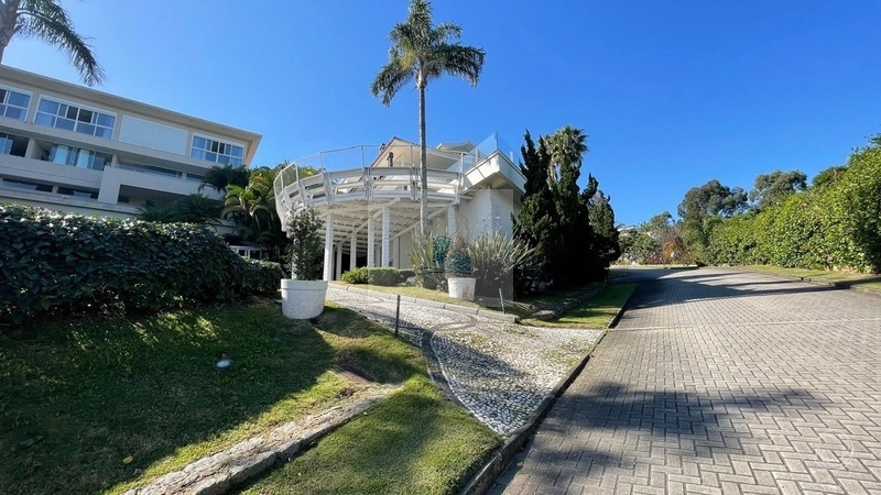 Casa Residencial de 991m² com 6 Quartos no Cacupé: 24ª foto da galeria de imagens do imóvel