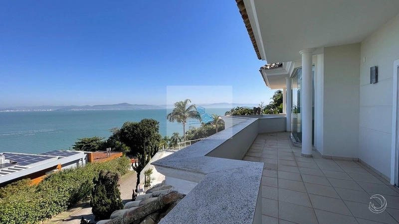 Casa Residencial de 991m² com 6 Quartos no Cacupé: 2ª foto da galeria de imagens do imóvel